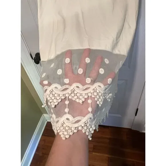 Kathleen Kirkwood Cream tank with lace bottom - Picture 3 of 5